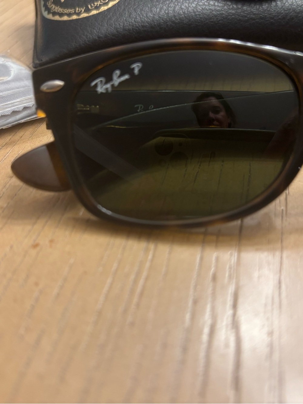 Ray-Ban Women NEW 2132 Sunglasses - Tortoise Frame & Polarized Green Lenses - Picture 2 of 7